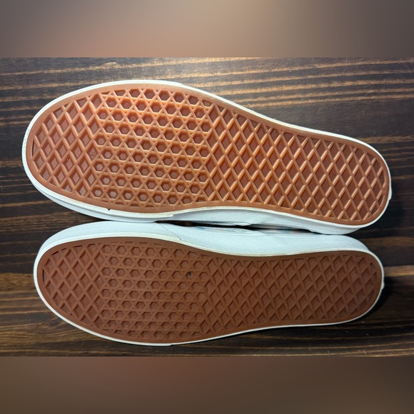 Vans Slip On Spread Some Joy Womens Size 11 Shoes Tie Dye Skate Sneakers - Picture 6 of 7